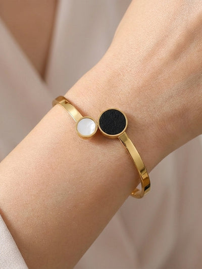 Black & White Shell Geometric Bangle - Gold