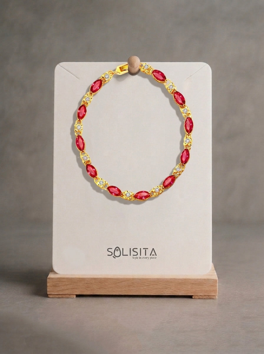 Vintage Ruby Marquise Bracelet Gold Detail Close-Up — Solisita